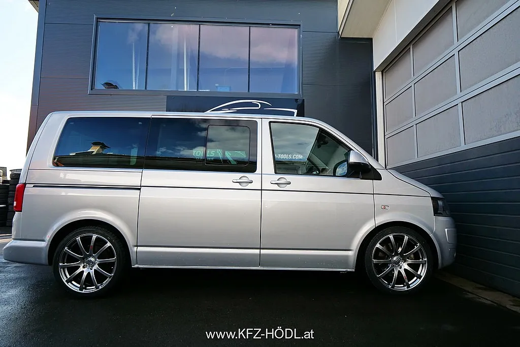 Volkswagen Caravelle Comfortline 2,0 BMT BiTDI D-PF DSG Image 5