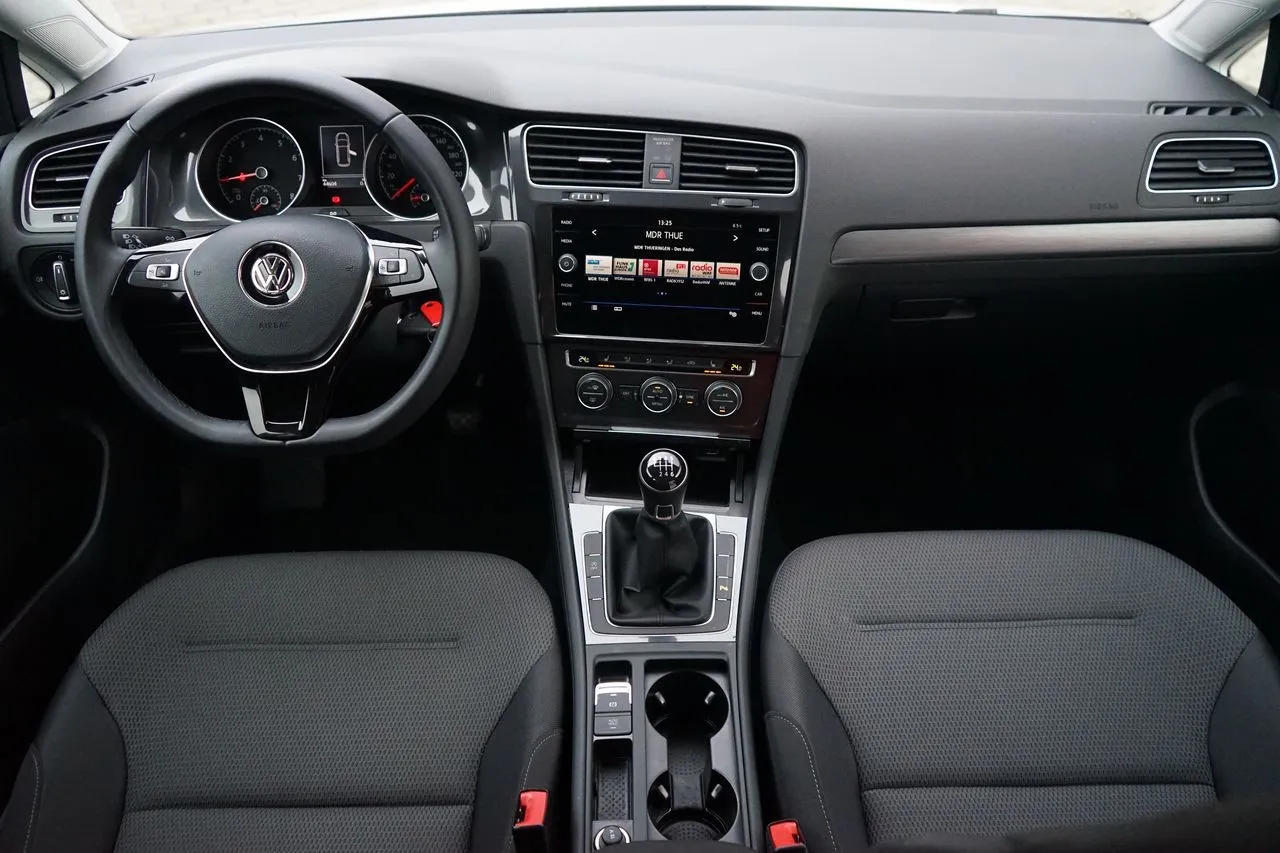 Volkswagen Golf VII Variant 1.0 TSI...  Image 5