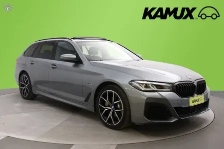 BMW 530 G31 Touring 530e xDrive M Sport / Adapt. Vakkari / Panoraama / 360-Kamera / Harman/Kardon / /