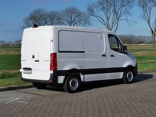 Mercedes-Benz Sprinter 314 L1H1 Airco MBUX Image 3